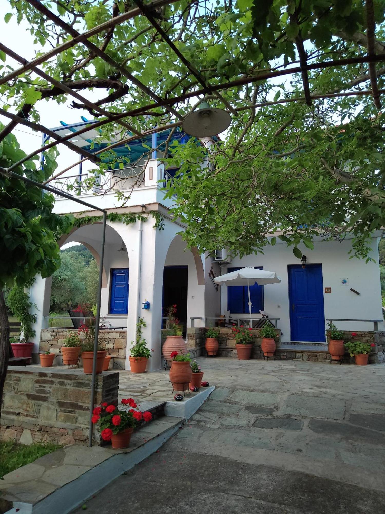 Alexandra Studios Stafylos Exteriér fotografie