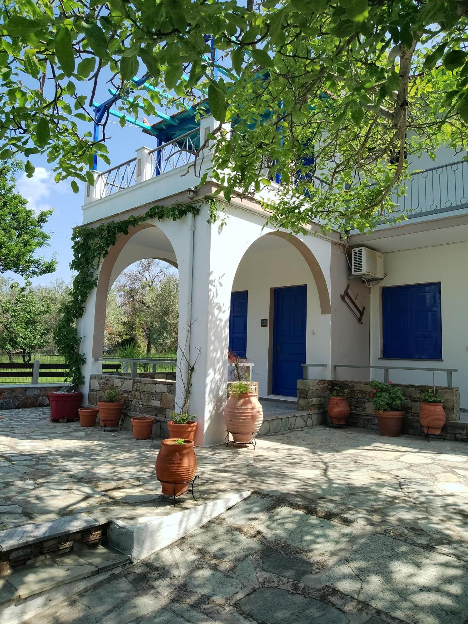 Alexandra Studios Stafylos Exteriér fotografie