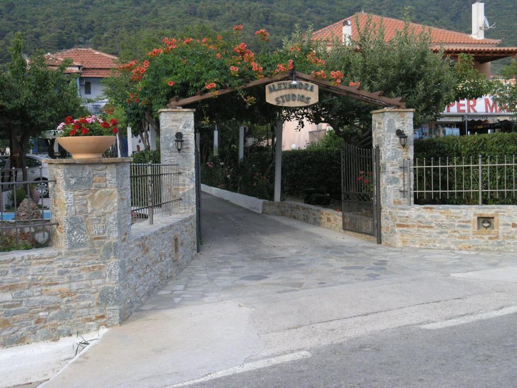 Alexandra Studios Stafylos Exteriér fotografie